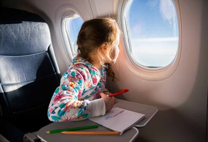 Fun and Educational Games for Long Flights with Kids In 2024